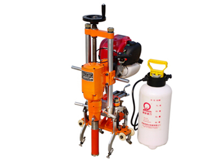 NLQ-45型(xíng)內燃軌枕(zhen)螺栓鑽取(qǔ)機-鐵路工(gōng)務器材